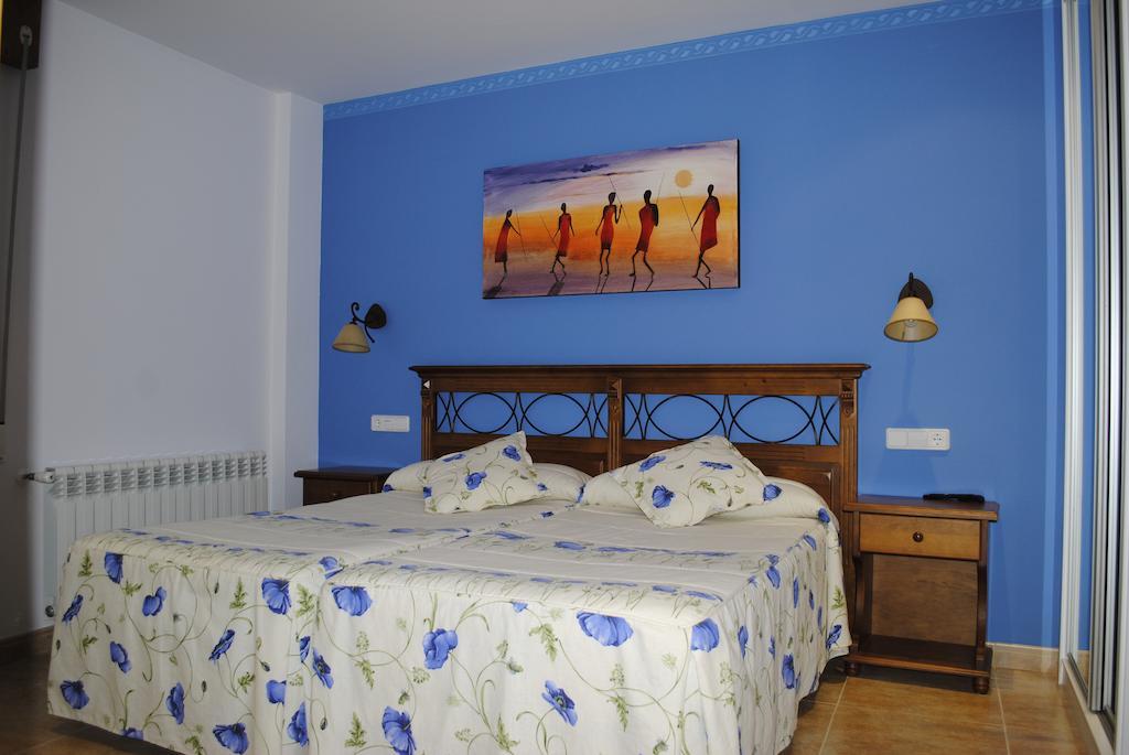 Hotel Rural La Corte De Los Pinares ビヌエサ 部屋 写真