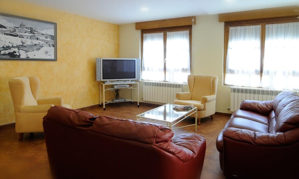Hotel Rural La Corte De Los Pinares ビヌエサ エクステリア 写真